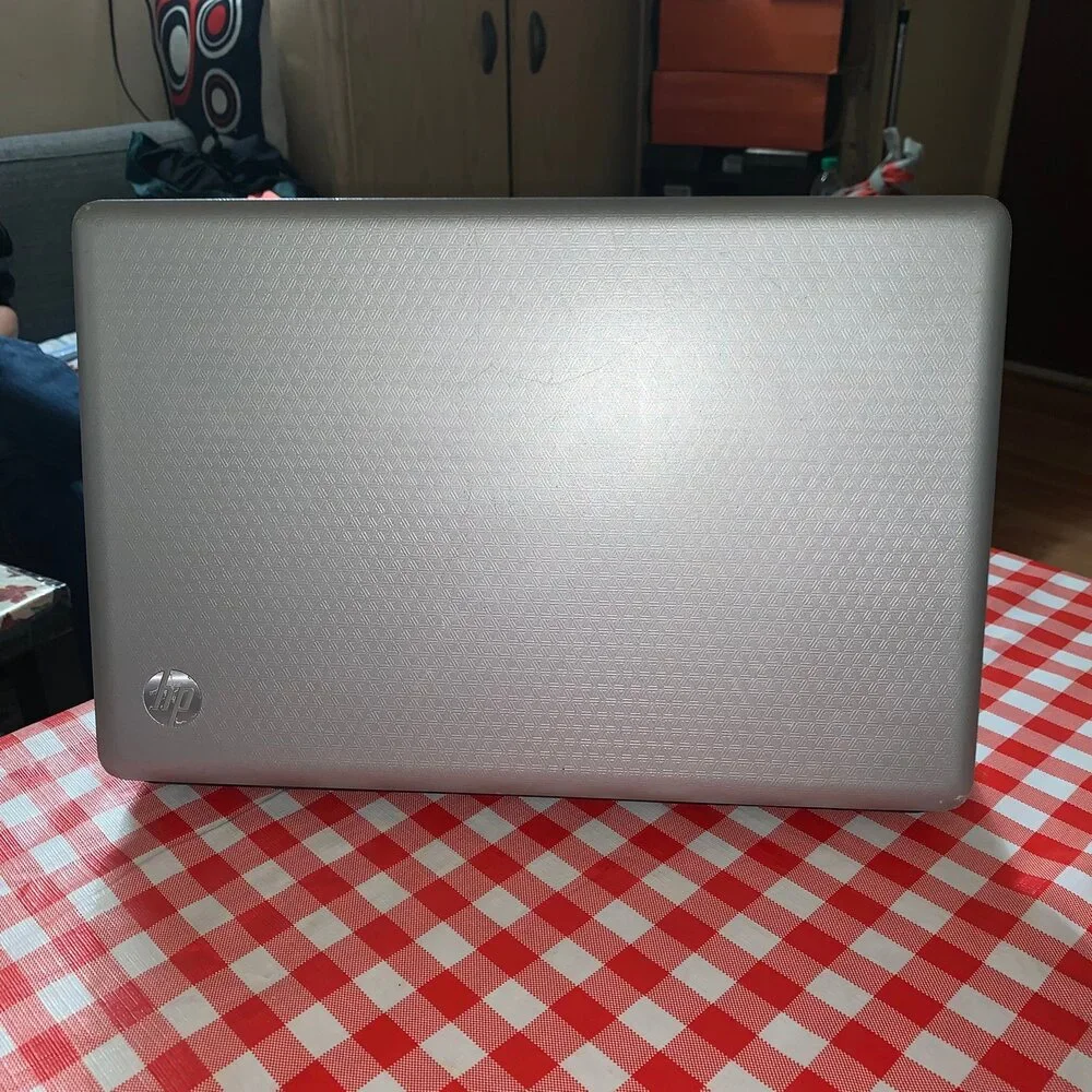 HP G62 Notebook PC AMD V120 Processor 2.20 GHz laptop